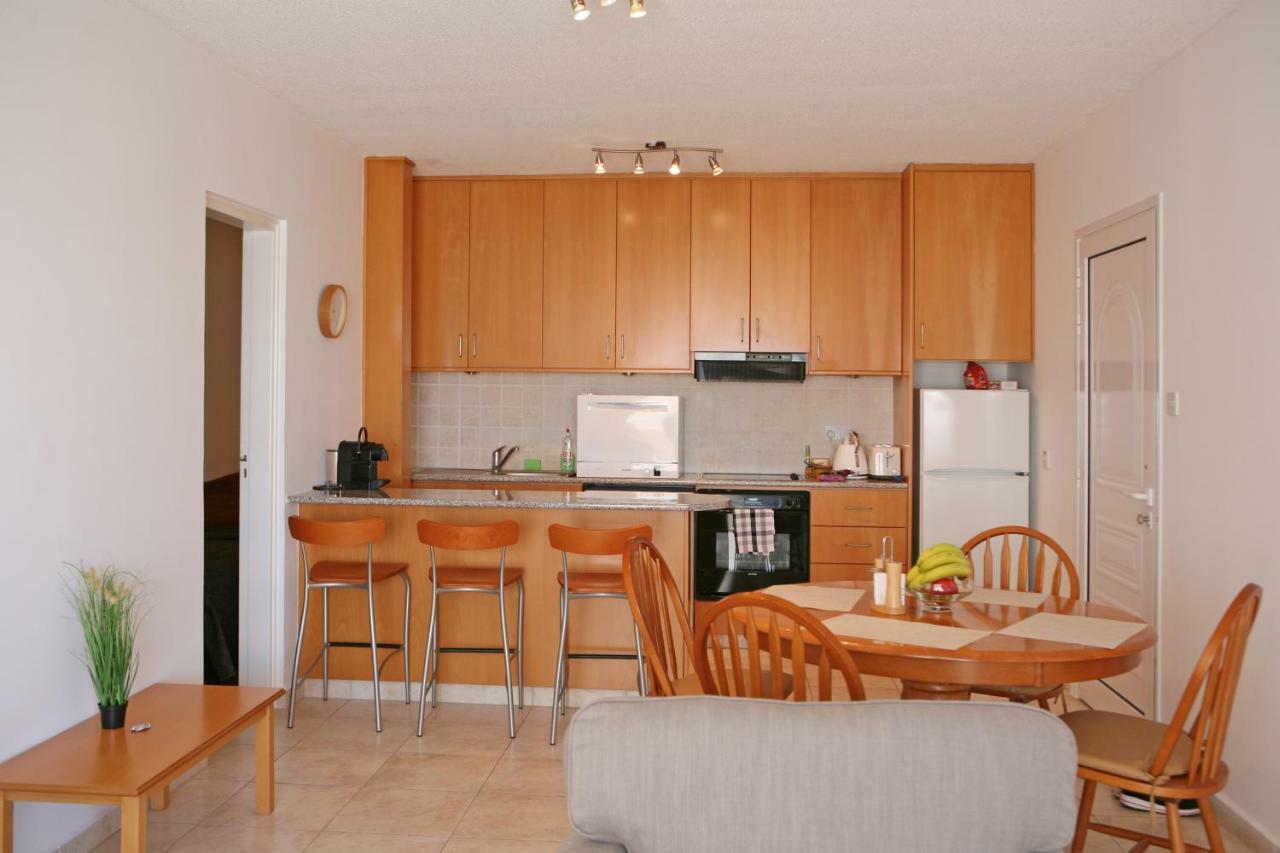 Ambelones Apartments Писсури Экстерьер фото